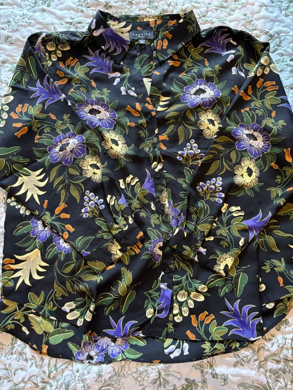 Three Tops. - Picture 3 of 7